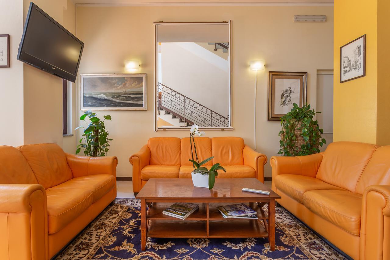 Rodia Inn Oristano Exterior foto