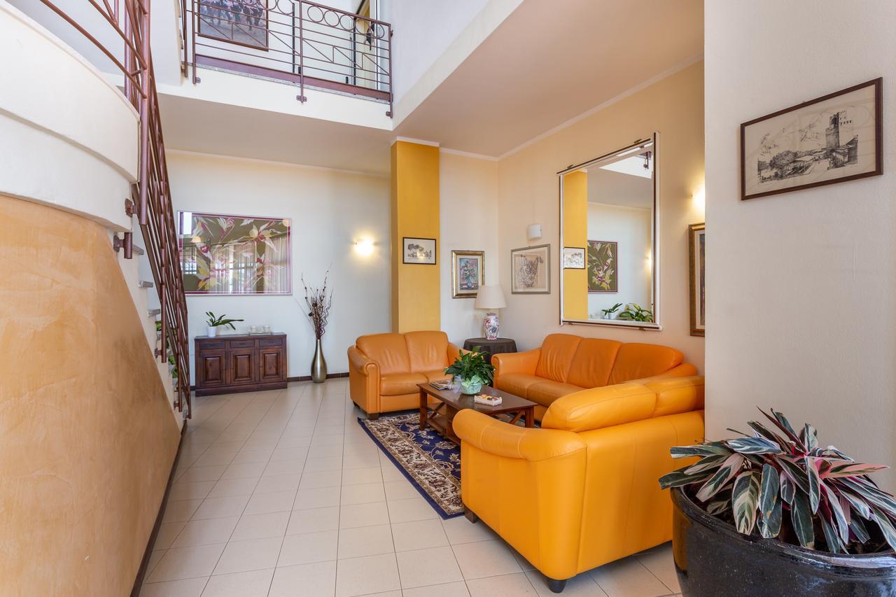 Rodia Inn Oristano Exterior foto